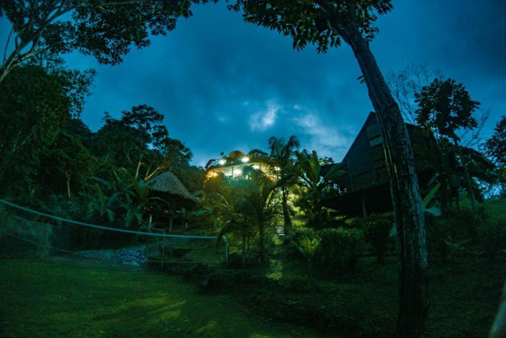 Hostal Doble Vista Capurgana Ngoại thất bức ảnh