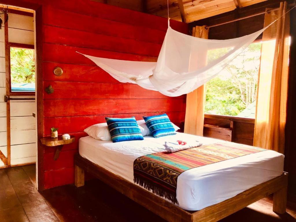 Hostal Doble Vista Capurgana Ngoại thất bức ảnh