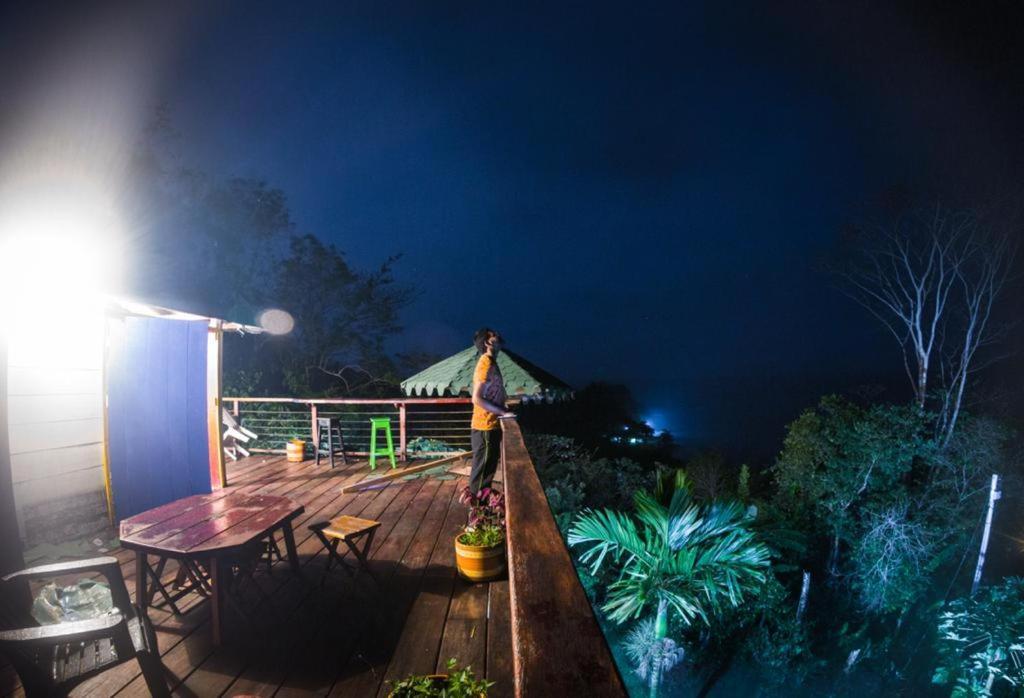 Hostal Doble Vista Capurgana Ngoại thất bức ảnh