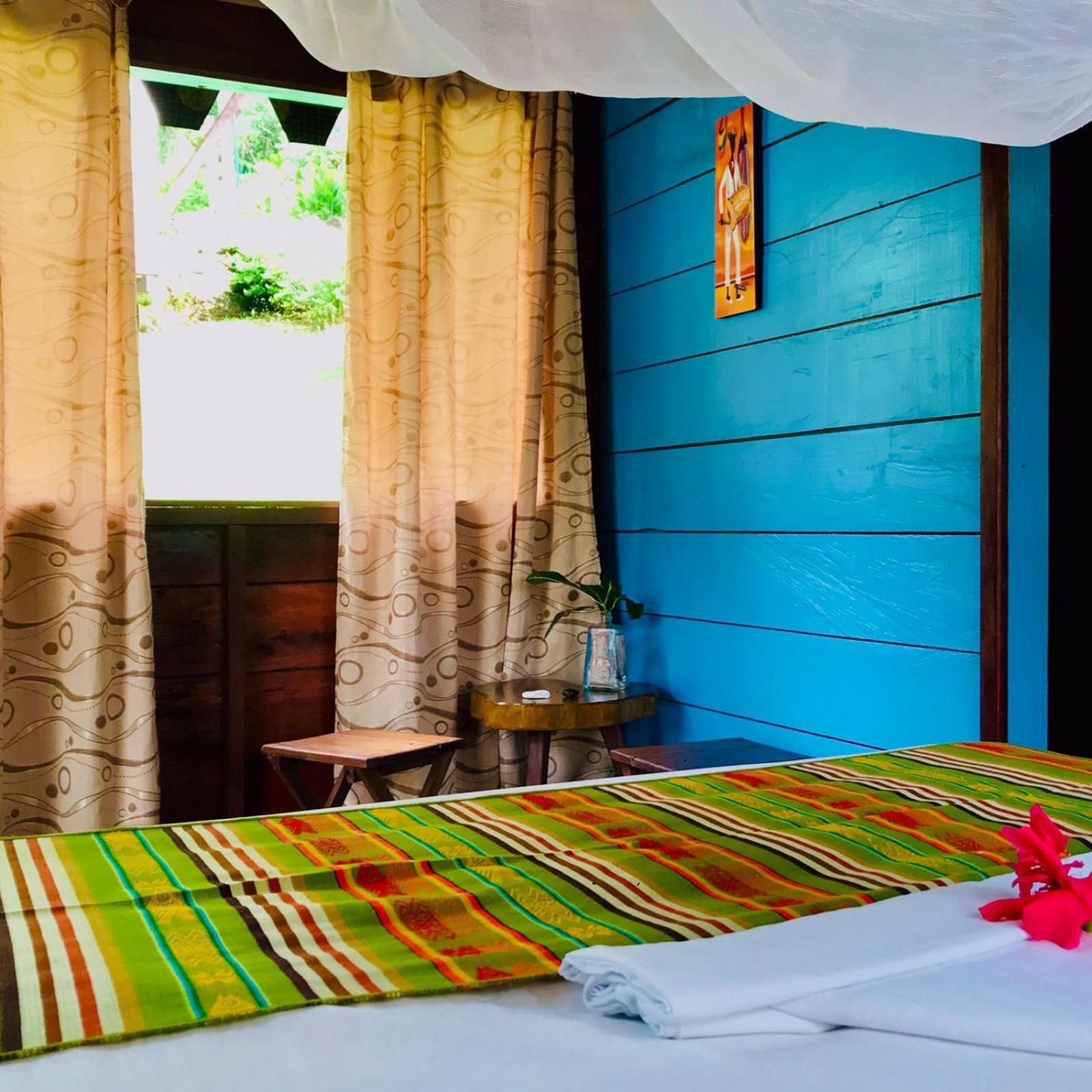 Hostal Doble Vista Capurgana Ngoại thất bức ảnh