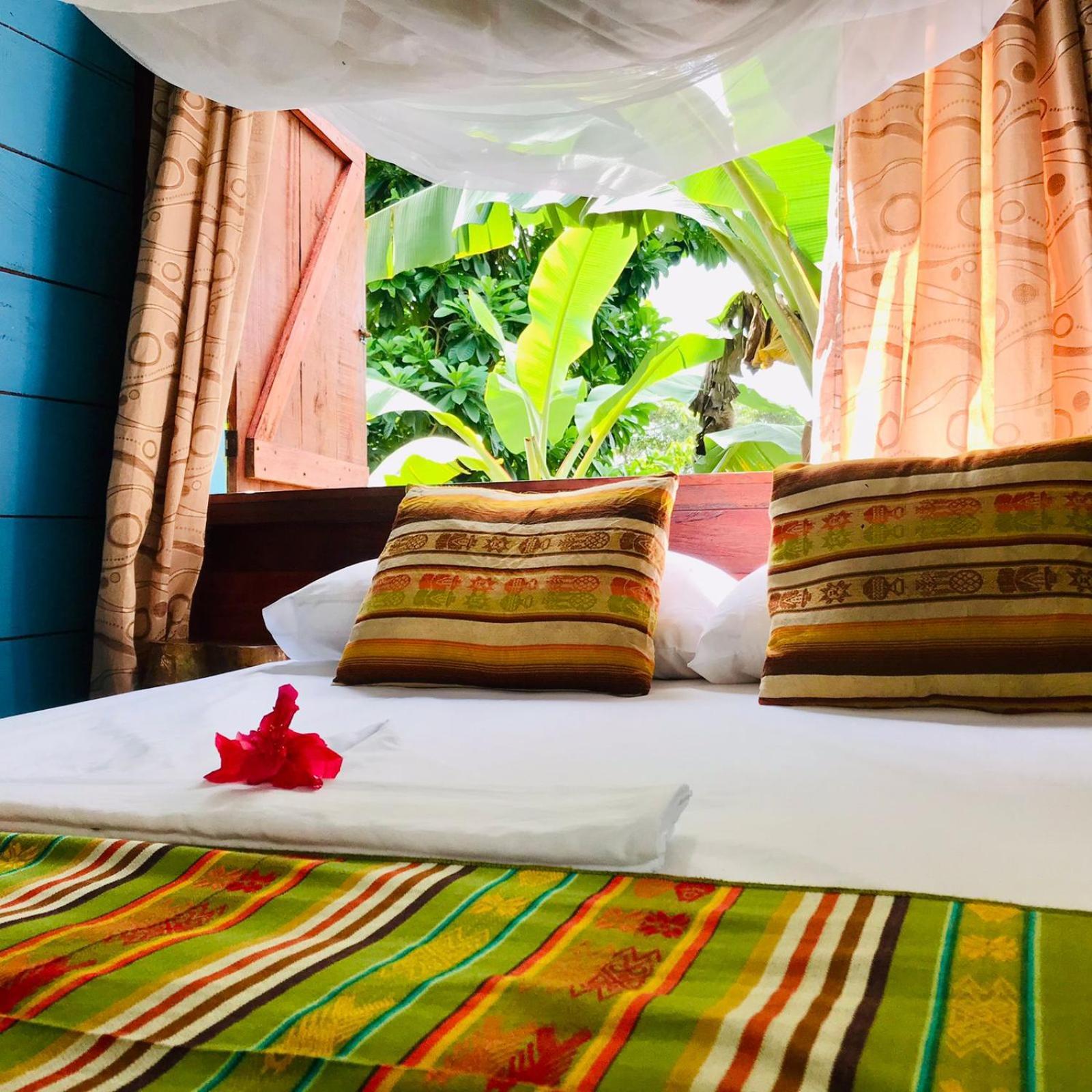 Hostal Doble Vista Capurgana Ngoại thất bức ảnh